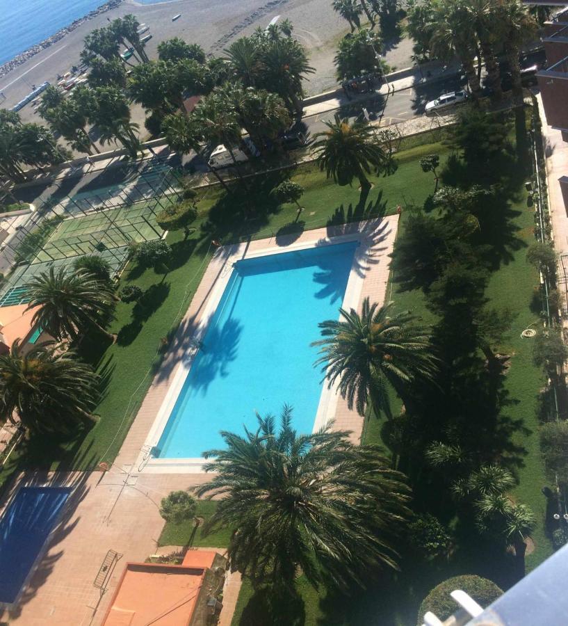 Apartamento Las Gondolas Playa Alojamientos Vistamar Almuñécar Extérieur photo